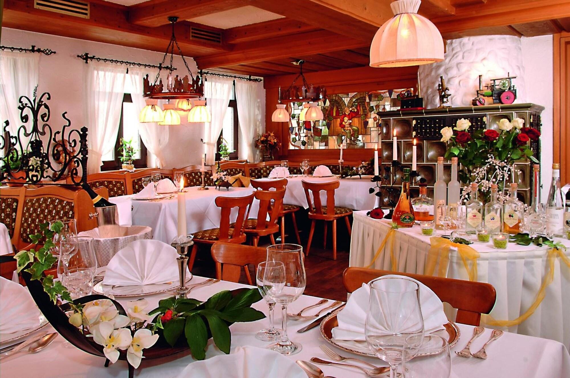 Hotel Lamm Remshalden Bagian luar foto