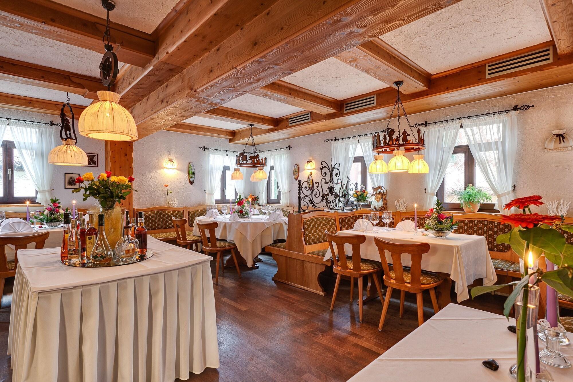 Hotel Lamm Remshalden Bagian luar foto